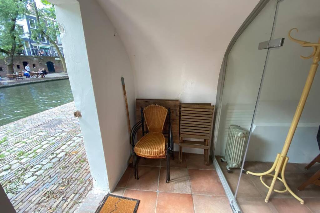 Ferienwohnung Werfkelder aan de Oudegracht Utrecht Exterior foto