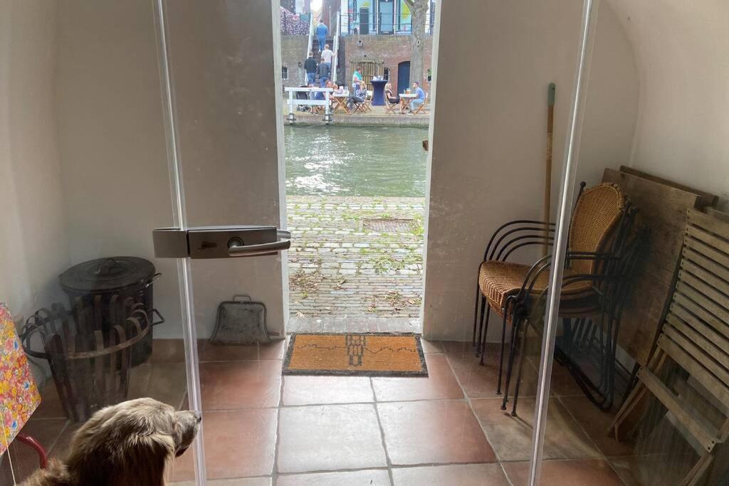 Ferienwohnung Werfkelder aan de Oudegracht Utrecht Exterior foto